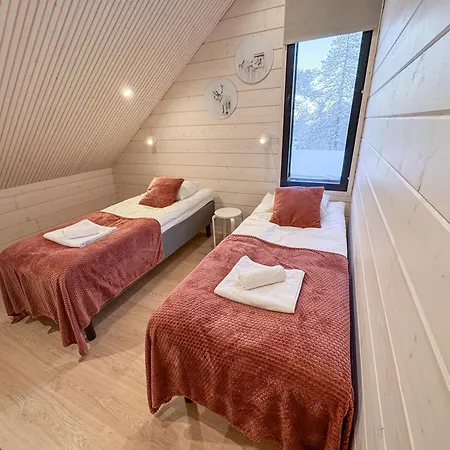 Quu A, Superior 4bd Detached Apartment *