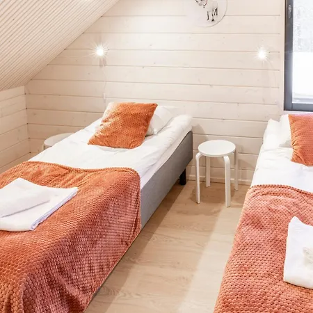 Quu A, Superior 4bd Detached Apartment *