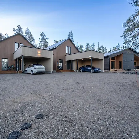 Quu A, Superior 4bd Detached Apartment Äkäslompolo